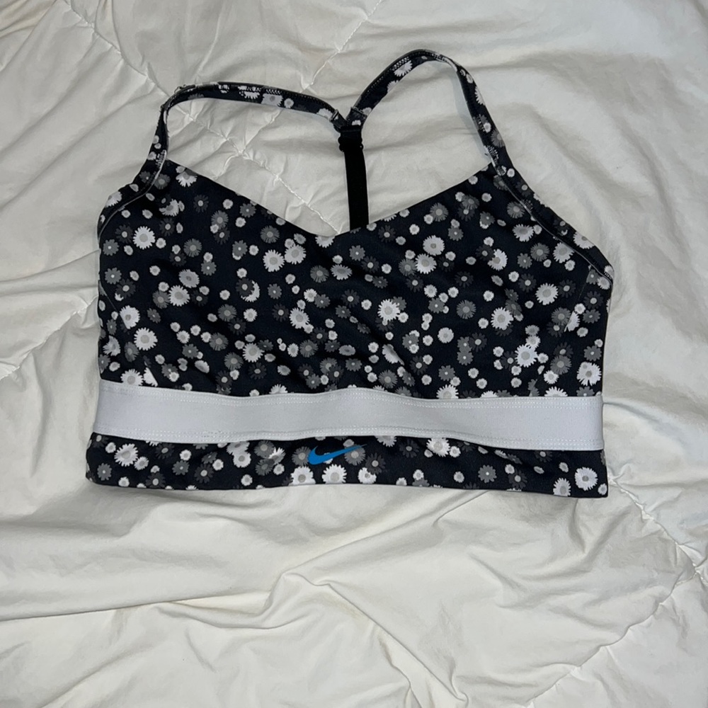 Black and white Nike sports bra